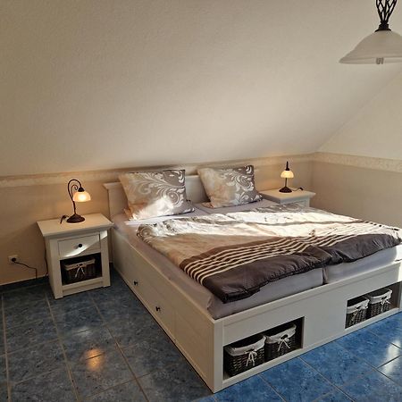 Ferienwohnung Flair Großlittgen Екстериор снимка